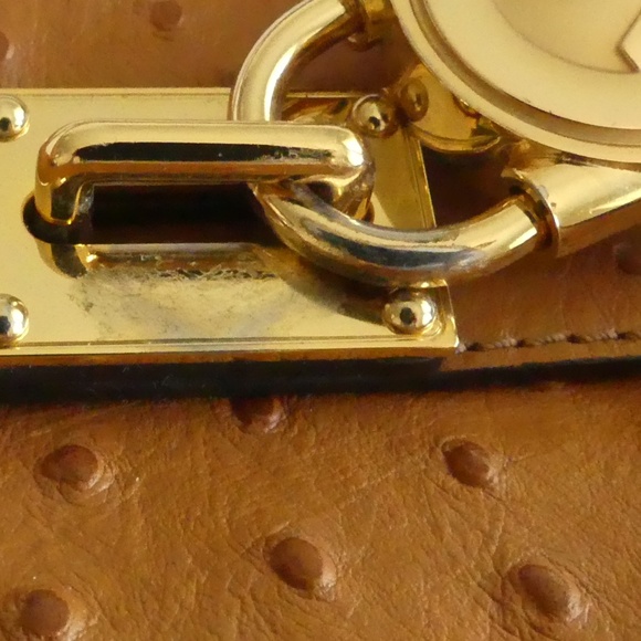 Michael Kors Ostrich Hamilton - MAKE ME AN OFFER! - Picture 8 of 8